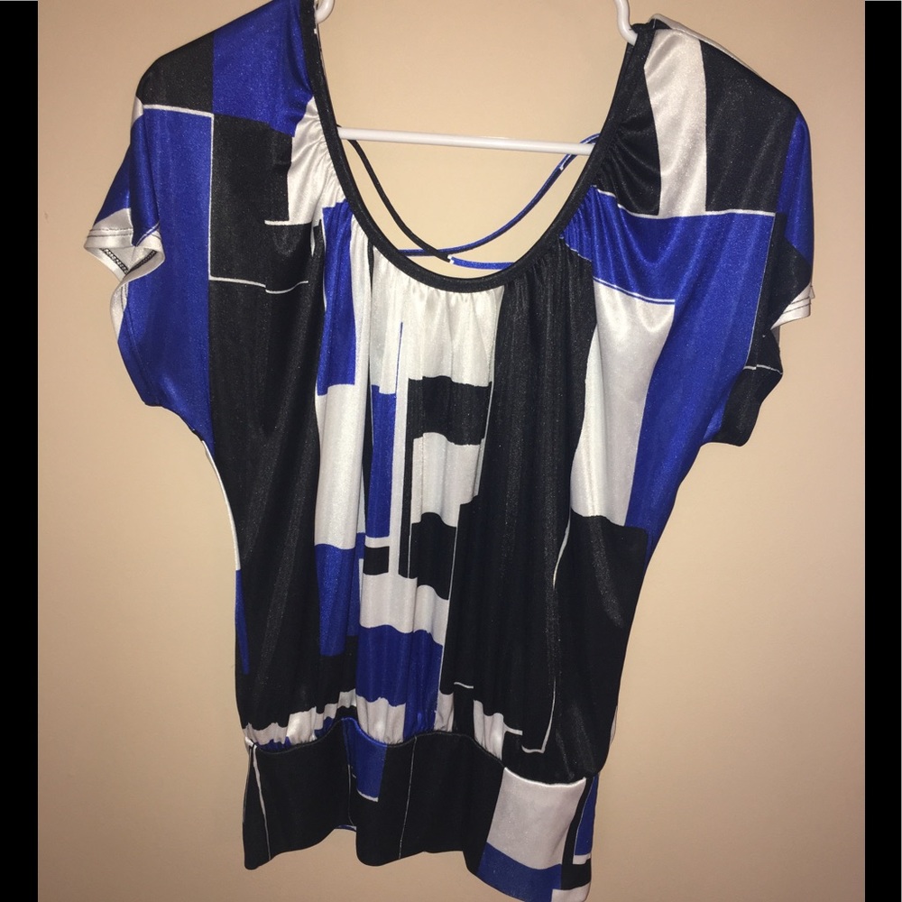 Women’s shirt